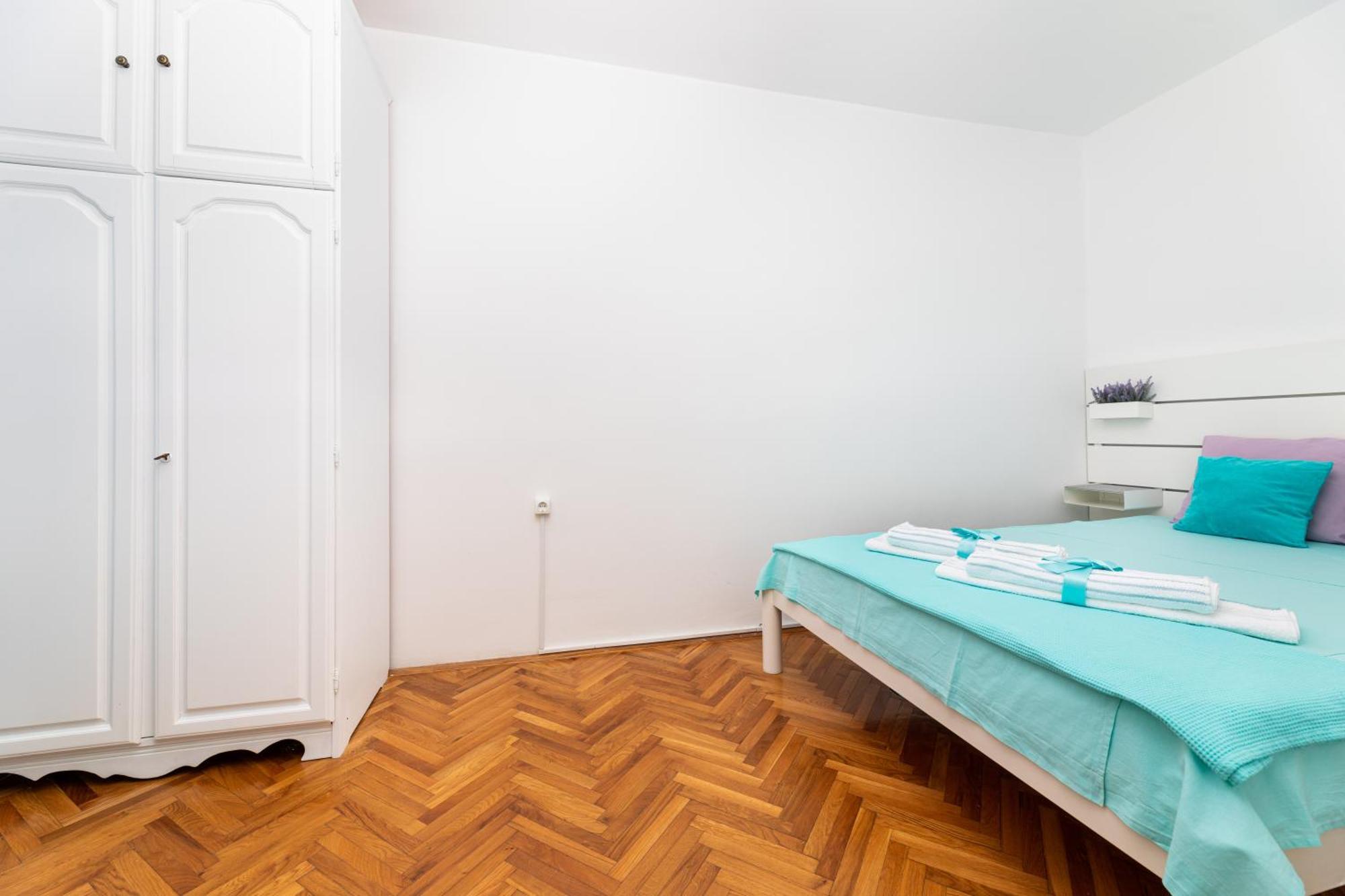 Aisa* Countryside Just 500m From The Beach! Krk Town