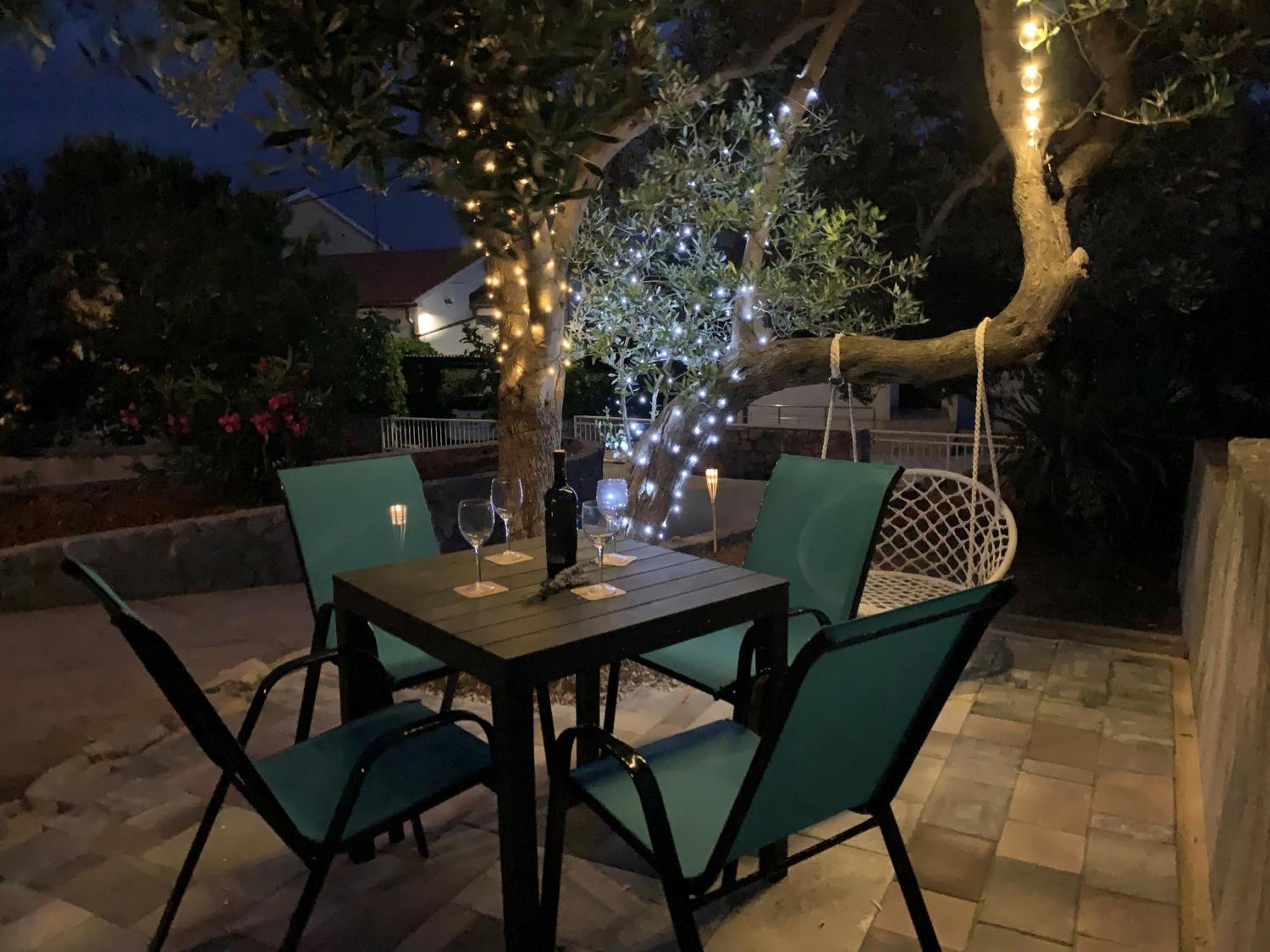 Aisa* Countryside Just 500m From The Beach!
