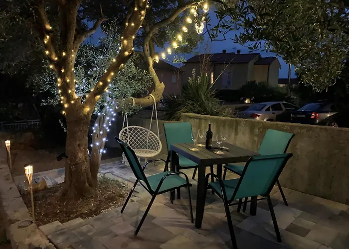 Apartments Aisa* Countryside Holiday Just 500M From The Beach!