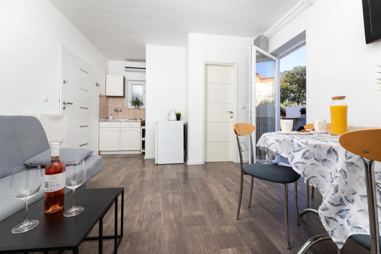 Aisa* Countryside Just 500m From The Beach! Apartman *
