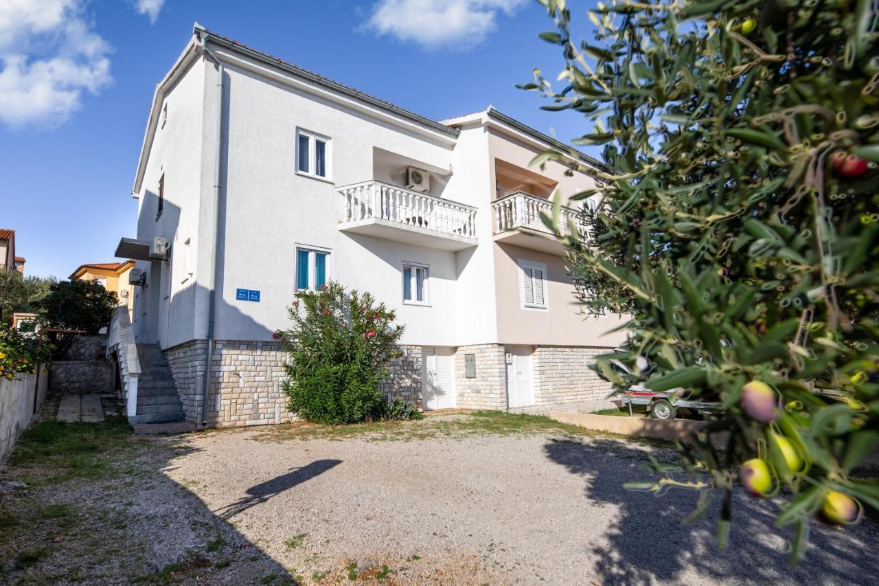 Aisa* Countryside Just 500m From The Beach! Krk Town